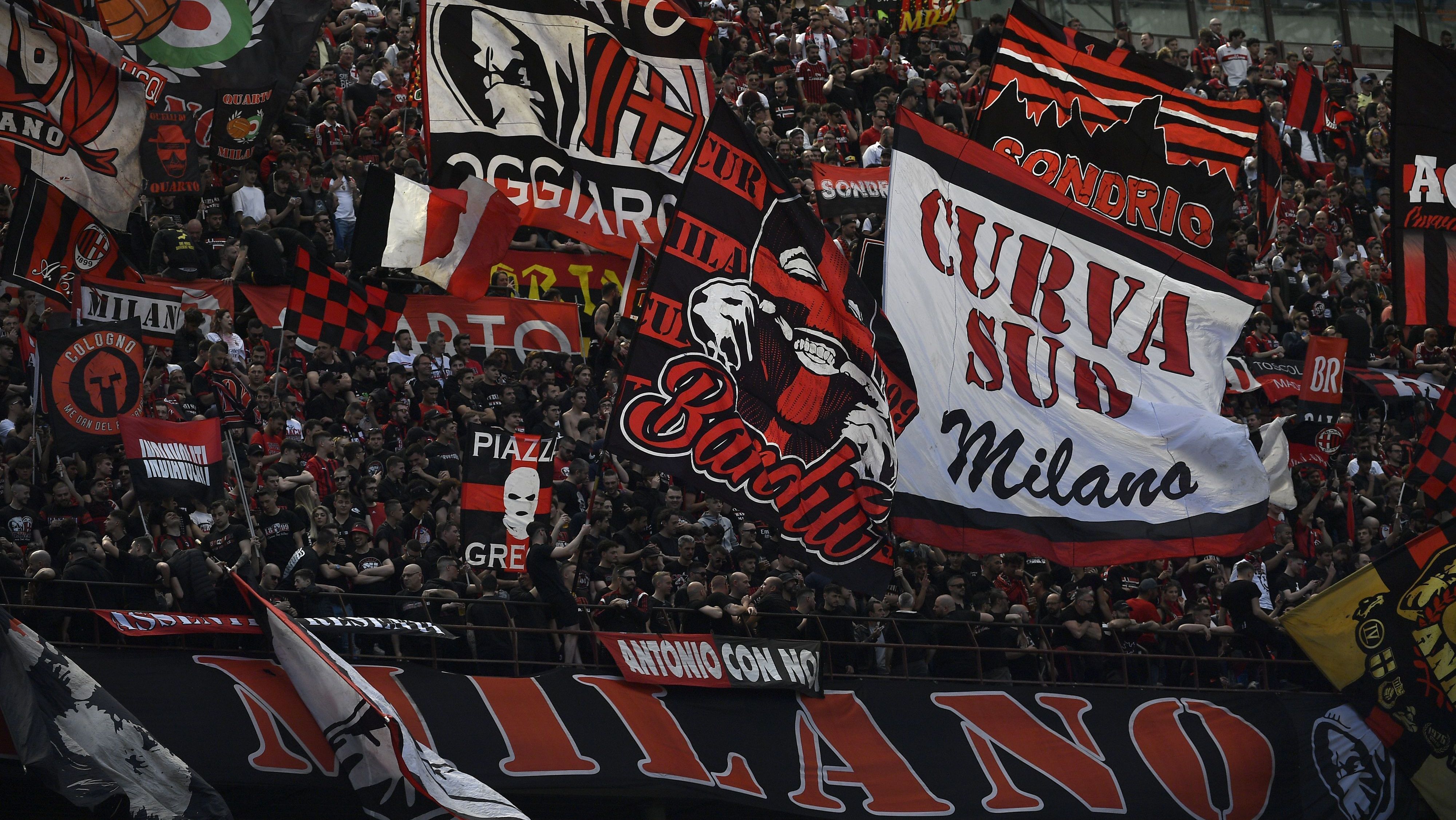 Torcedores do Milan