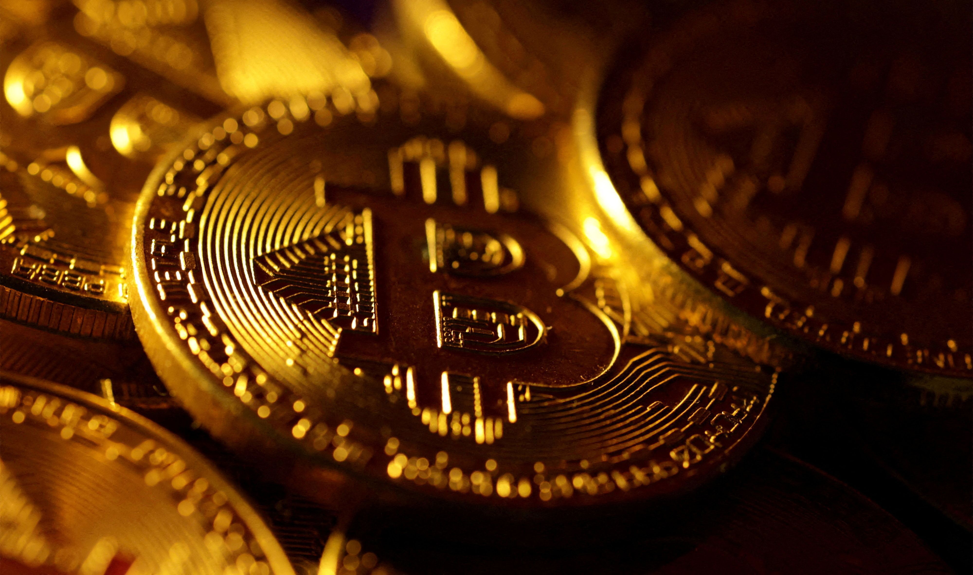 Imagem sobre Bitcoin e Criptomoedas